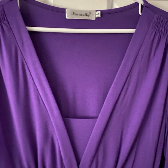 Top - Picture 2 of 2